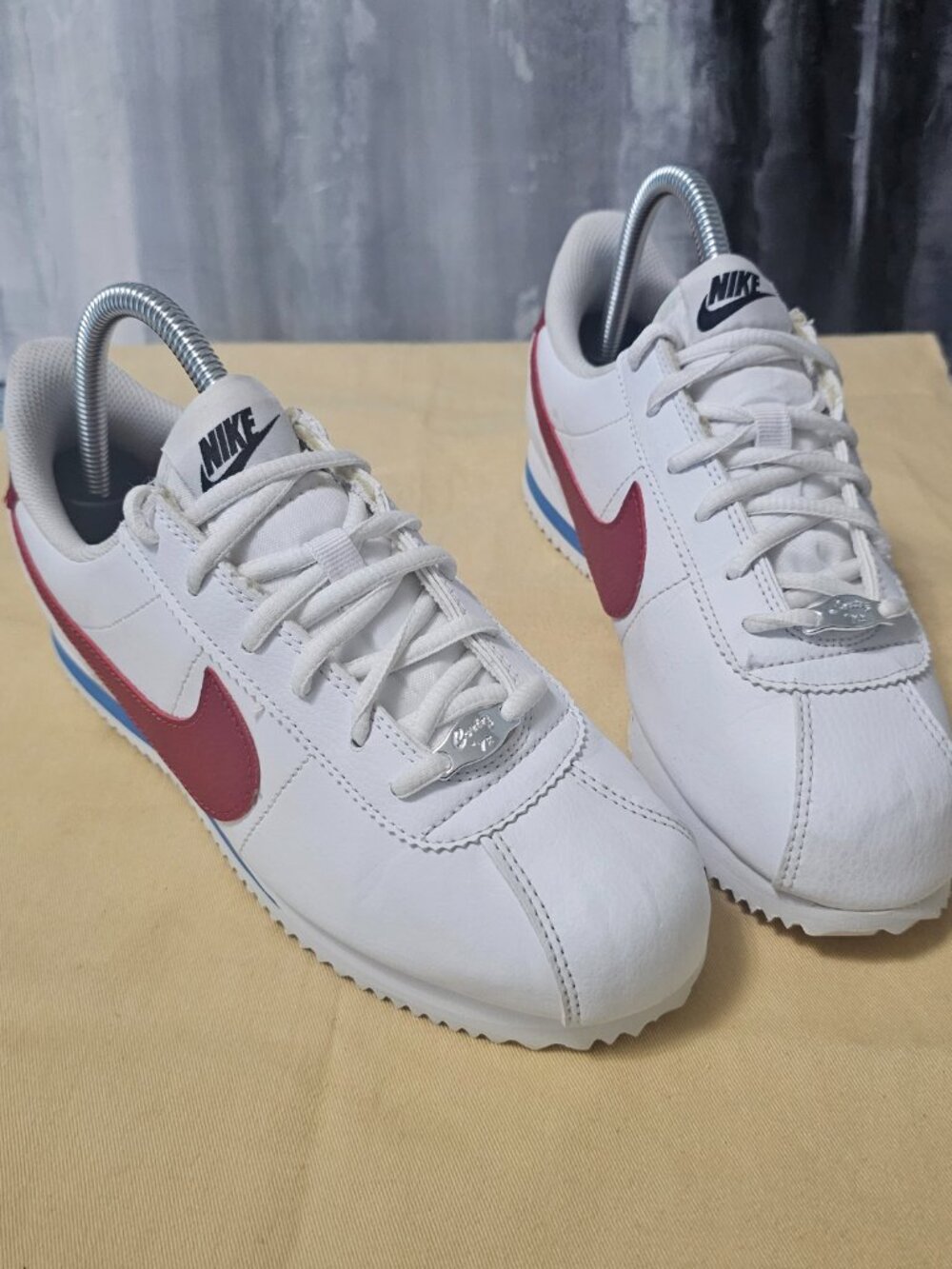 Nike Cortez White Red with Blue Stripe Women's Sneakers Size 6Y Women's Size 7.5 - Picture 2 of 8